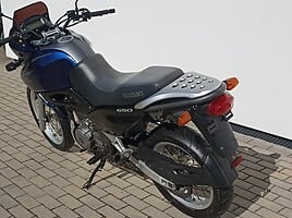 Suzuki XF 2000 y Enduro motorcycle