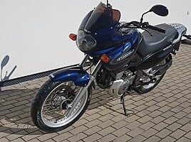 Suzuki XF 2000 y Enduro motorcycle