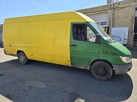 Mercedes-Benz Sprinter 2004 г запчясти