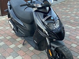 Piaggio Typhoon 2018 y Scooter / moped