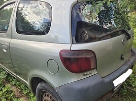 Toyota Yaris 2004 y Hatchback