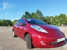 Nissan Leaf 2016 m Hečbekas