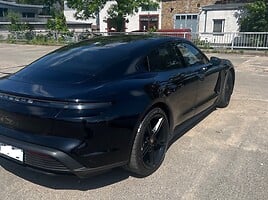 Porsche Taycan 2021 г Хэтчбек