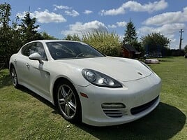 Porsche Panamera 4 Hečbekas 2011