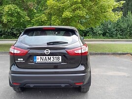 Nissan Qashqai 2015 y Hatchback