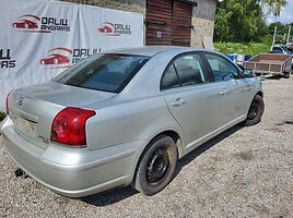 Toyota Avensis 2004 y parts