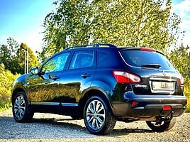 Nissan Qashqai 2013 y Off-road / Crossover