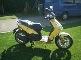 Aprilia Sportcity 2008 г Мотороллер / Мопед