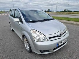 Toyota Corolla Verso 2005 г Хэтчбек