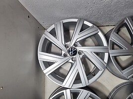 Volkswagen Golf 7 originalūs Golf light alloy R18 rims