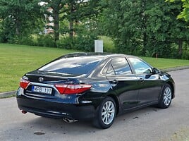 Toyota Camry 2016 y Sedan