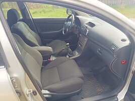 Toyota Avensis 2006 m dalys