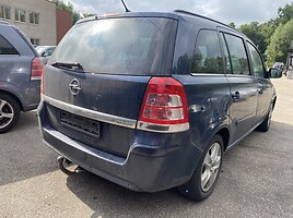 Opel Zafira B 2010 г запчясти