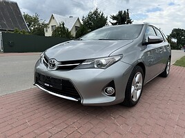 Toyota Auris Universalas 2015