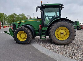 John Deere 2011 y Tractor