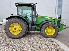 John Deere 2011 y Tractor