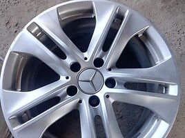 Mercedes-Benz light alloy R17 rims