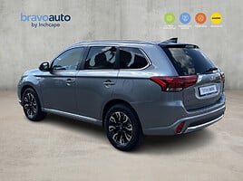 Mitsubishi Outlander 2018 г Внедорожник / Кроссовер