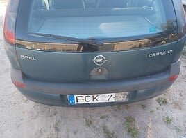 Opel Corsa C 2004 y parts