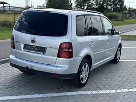 Volkswagen Touran TDI DPF Cross DSG 2007 y