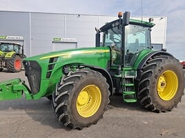 John Deere 8430