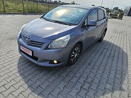 Toyota Verso D-4D Premium 7os 2010 г