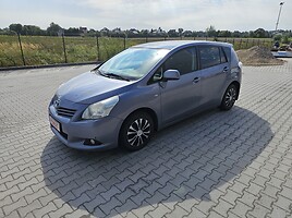 Toyota Verso D-4D Premium 7os 2010 г