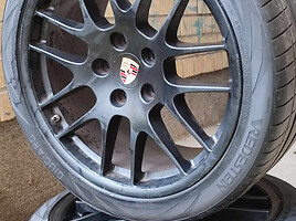 Porsche Panamera light alloy R20 rims