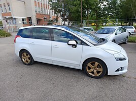 Peugeot 5008 2010 y Van