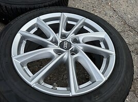 Audi Siunciam, 7.5J ET52 light alloy R17 rims