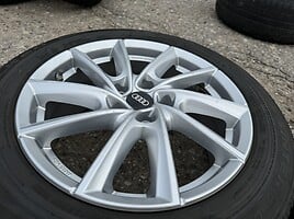 Audi Siunciam, 7.5J ET52 light alloy R17 rims