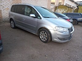 Volkswagen Touran 2008 г запчясти