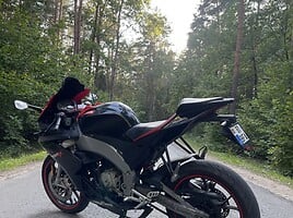 Aprilia RS 2013 y Scooter / moped