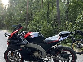 Aprilia RS 2013 y Scooter / moped