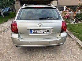 Toyota Avensis II D-4D Sol 2005 m