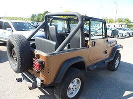 Jeep Wrangler 1987 y Off-road / Crossover