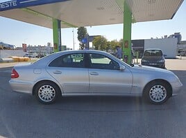 Mercedes-Benz E 220 2003 г Седан