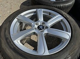 Peugeot Siunciam, 8J ET42 light alloy R19 rims