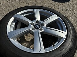 Peugeot Siunciam, 8J ET42 light alloy R19 rims