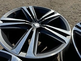 Skoda Siunciam, 8J ET50 light alloy R19 rims