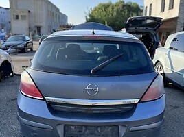 Opel Astra 2006 m dalys