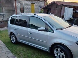 Volkswagen Touran I TDI DPF Concept. DSG 2010 m