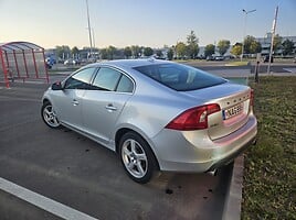 Volvo S60 2012 г Седан