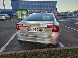 Volvo S60 2012 г Седан