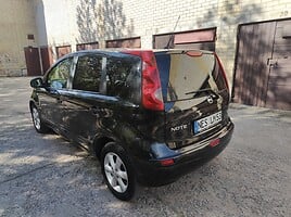 Nissan Note 2009 y Hatchback