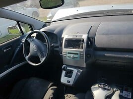 Toyota Corolla Verso 2005 m dalys