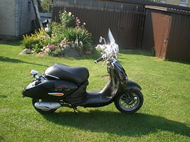 Aprilia Habana 2006 г Мотороллер / Мопед