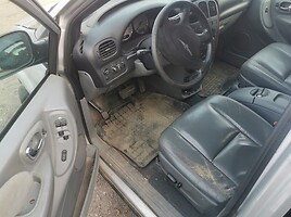 Chrysler Voyager 2005 y parts