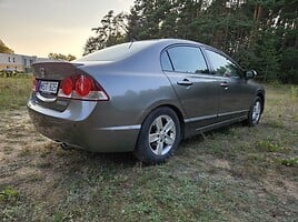 Honda Civic 2007 г Седан