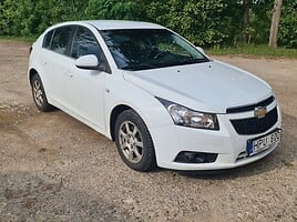 Chevrolet Cruze 2012 y parts